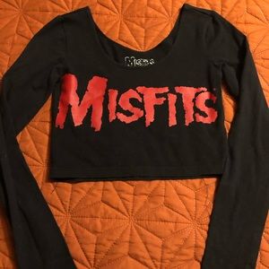 Long sleeve crop top